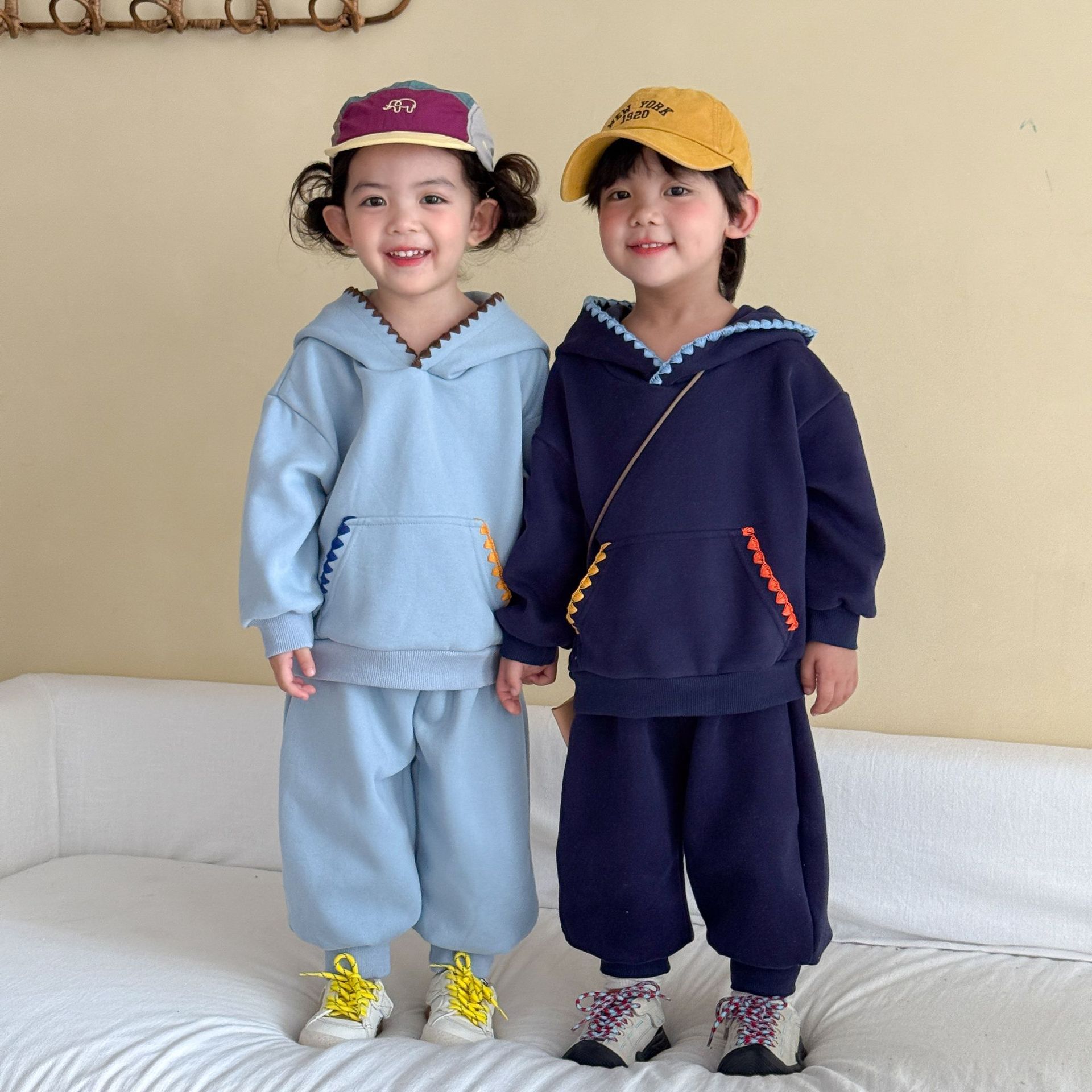 ชุดเสื้อผ้าเด็กแขนยาวสำหรับฤดู - Running Gear Kids บทวิจารณ์และราคา