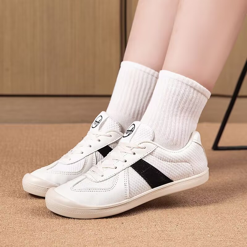 รองเท้ากีฬาผู้หญิง รองเท้าลำลอ - Running Shoes Women บทวิจารณ์และราคา