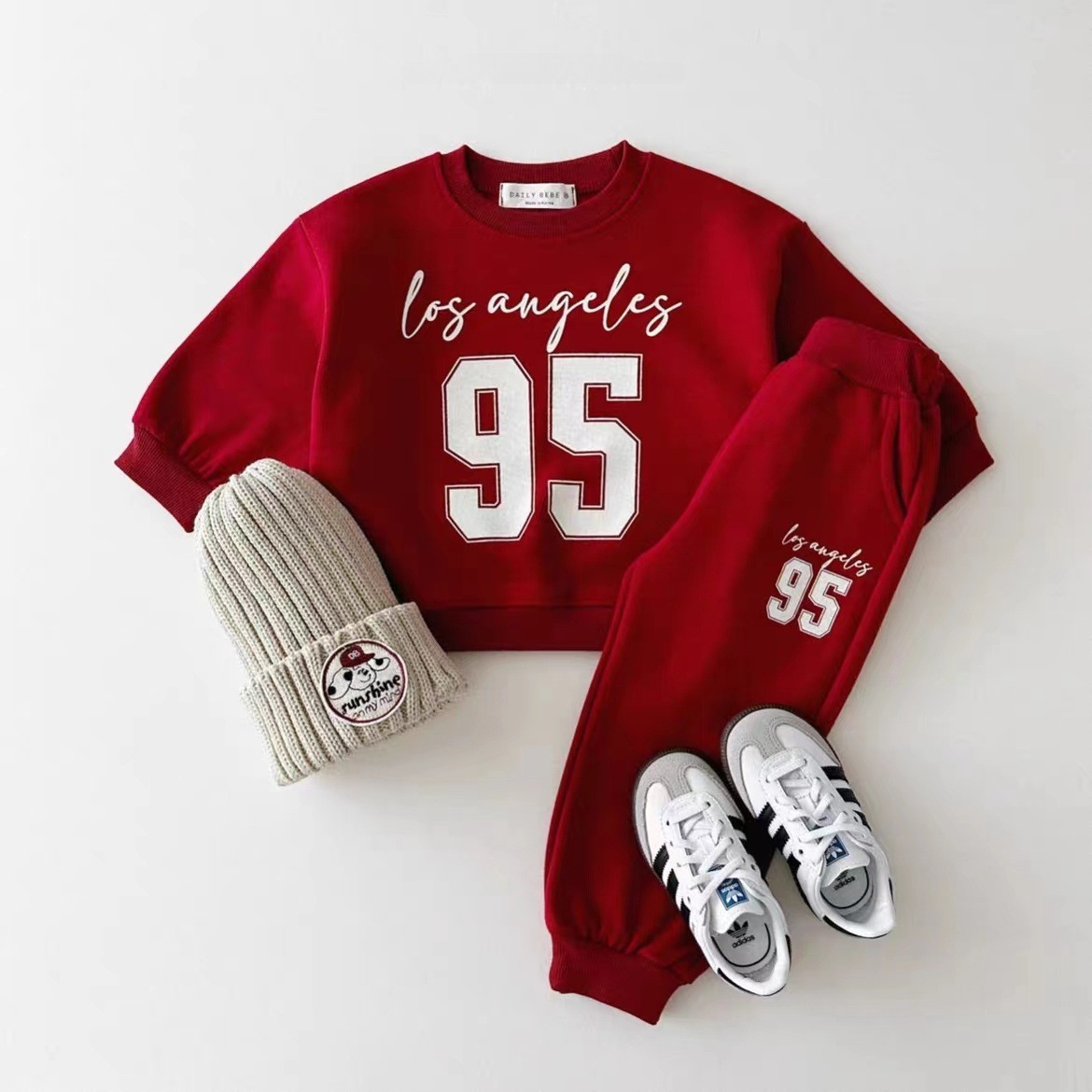ชุดเสื้อสเวตเชิ้ตพิมพ์ลายตัวเล - Running Gear Kids บทวิจารณ์และราคา